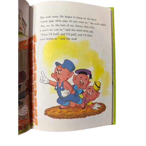 Walt Disney's Three Little Pigs World of Reading Hardcover Book - Picture 9 of 10